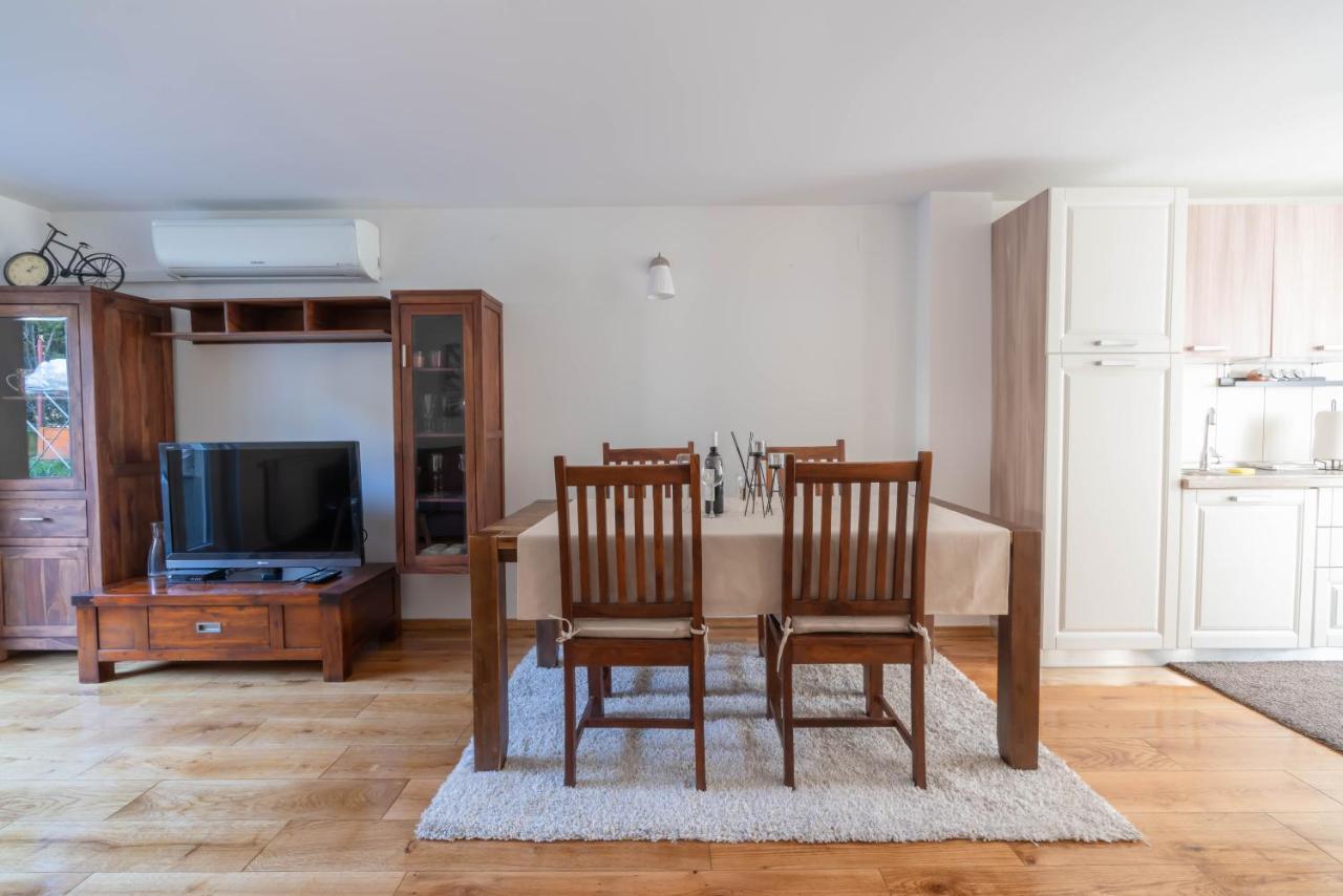 Apartment Gabriella Zagreb Exteriör bild