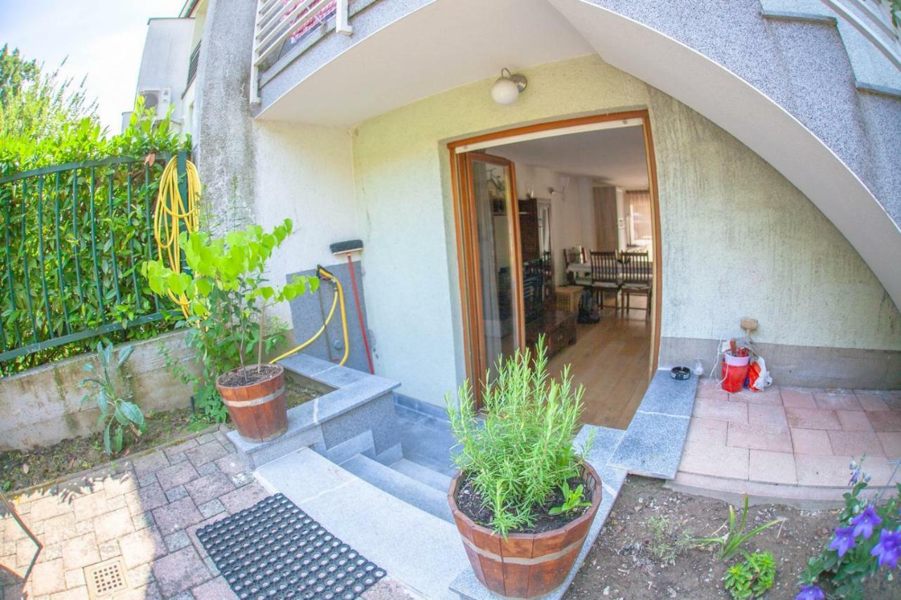 Apartment Gabriella Zagreb Exteriör bild